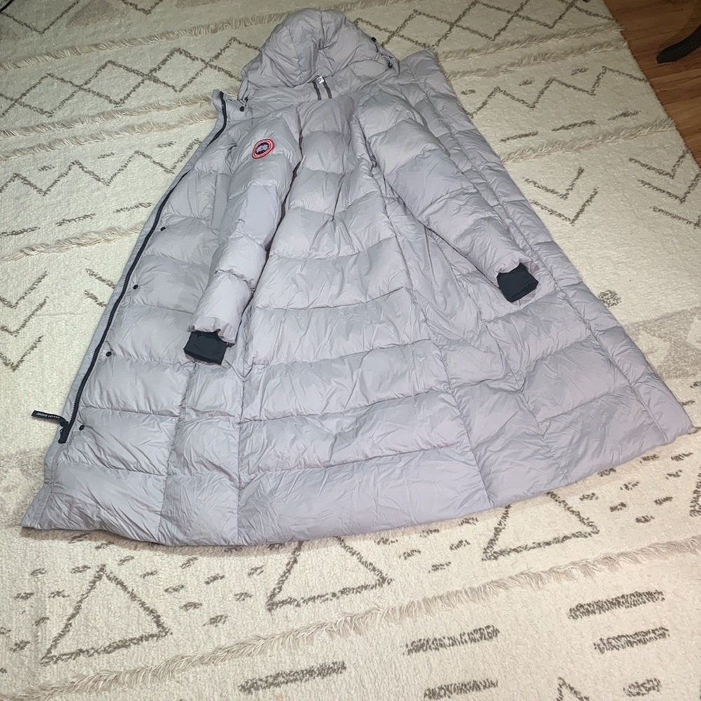Canada Goose Alliston 750 Fill Power Down Long Hooded Parka - Picture 14 of 14